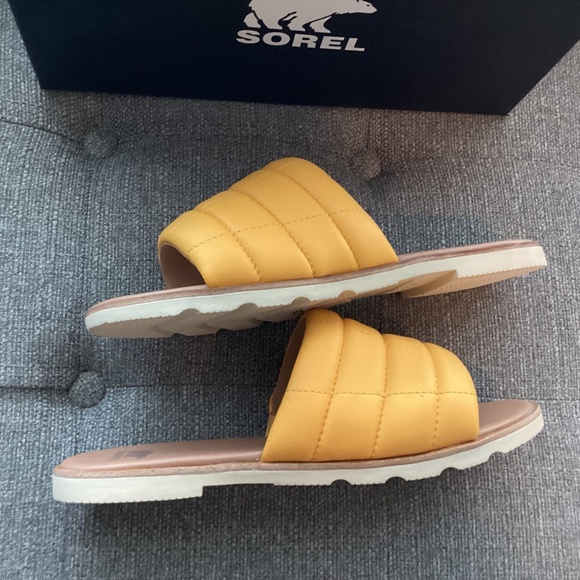 SOREL Ella III Quilted Puff Slide Sandal (Women) 10M - Picture 7 of 11